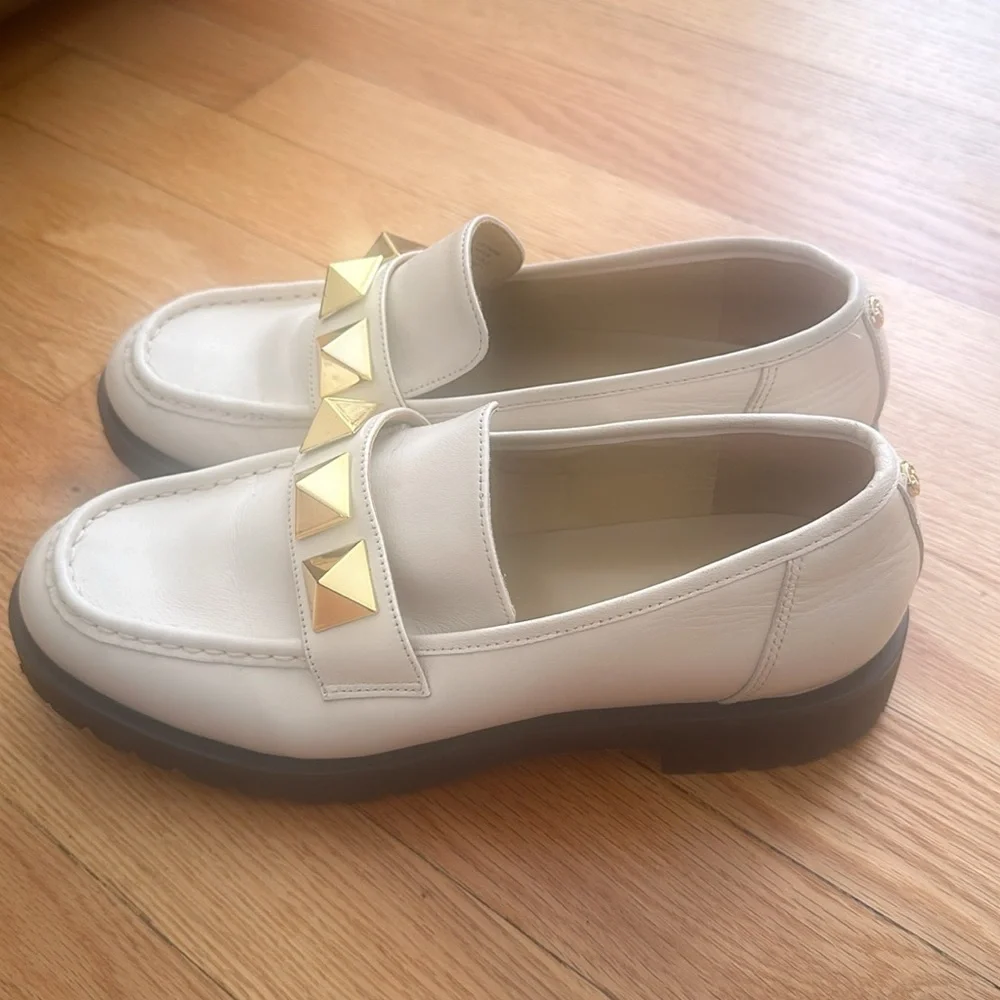 Loafers - Picture 2 of 3